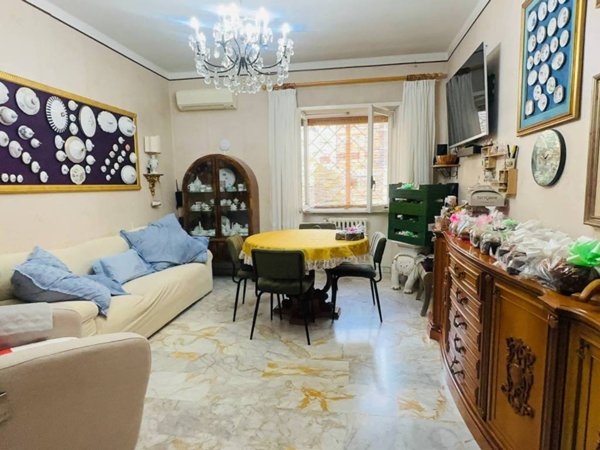 appartamento in vendita a Roma in zona Ostiense
