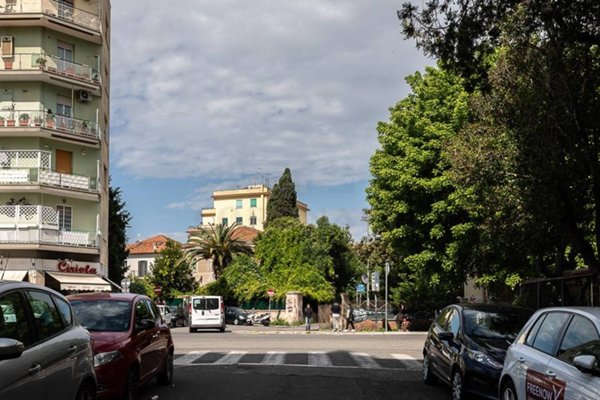 negozio in vendita a Roma in zona Tiburtino