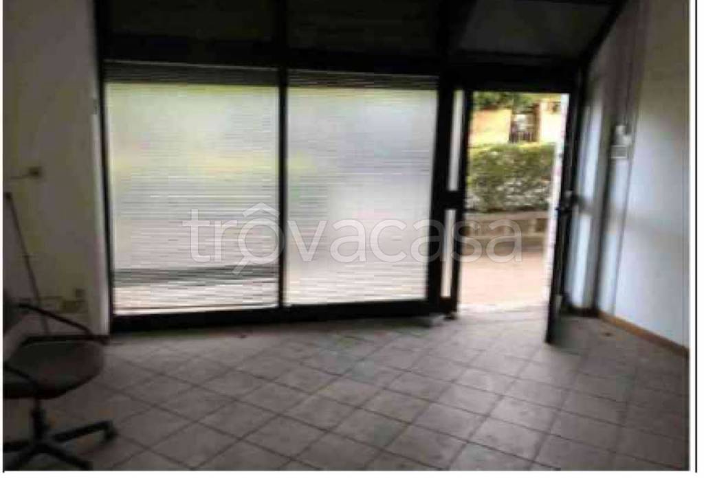 negozio in vendita a Roma in zona Ostiense