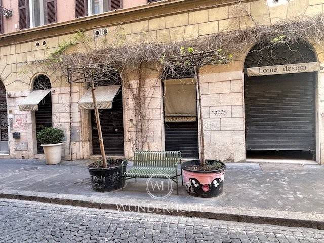 trivano in vendita a Roma in zona Campo Marzio