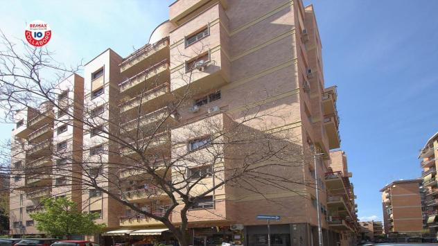 appartamento in vendita a Roma in zona Gianicolense