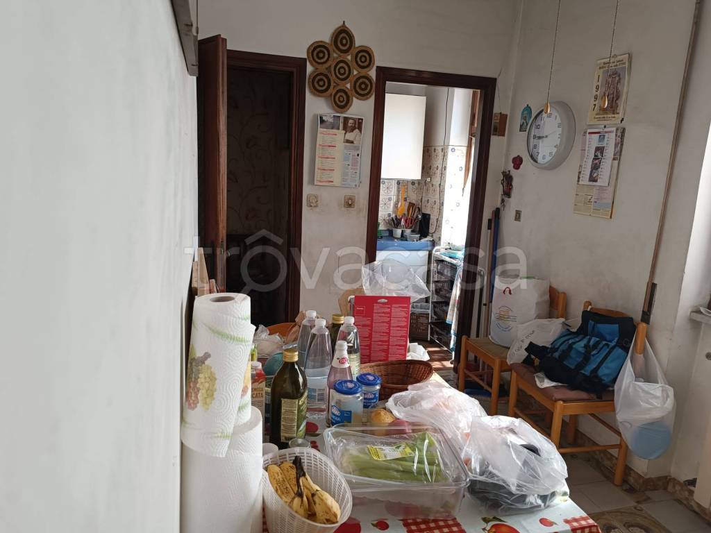 appartamento in vendita a Roma in zona Torre Angela