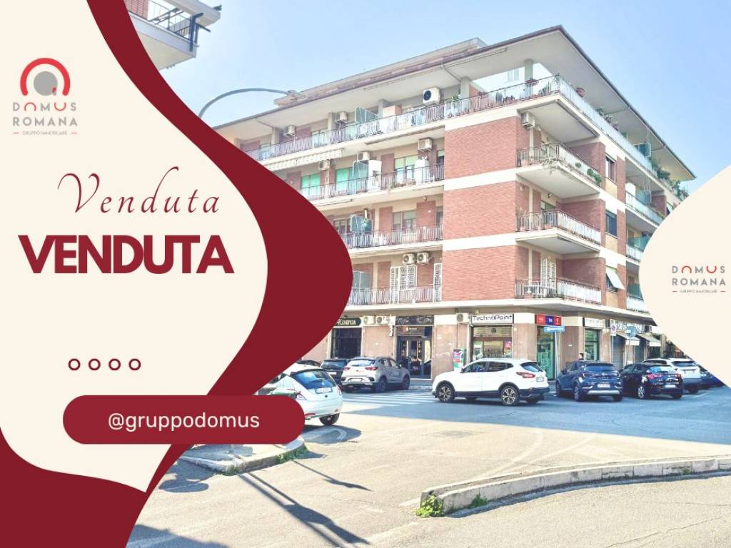 appartamento in vendita a Roma in zona Ardeatino
