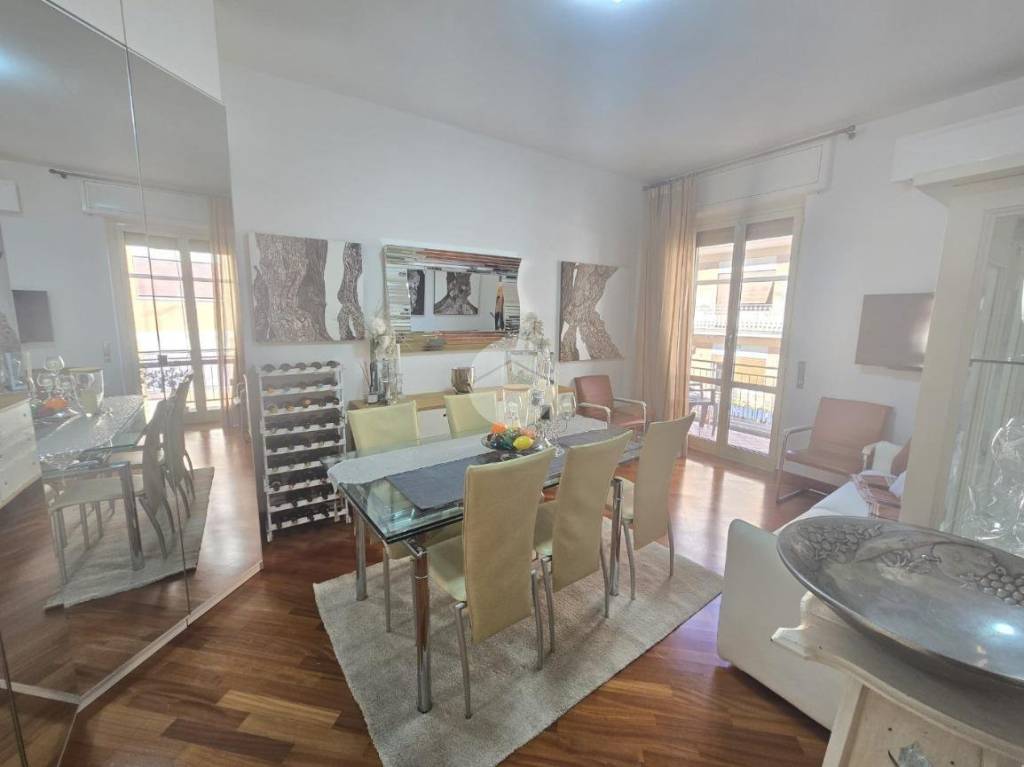 appartamento in vendita a Roma in zona Ostiense