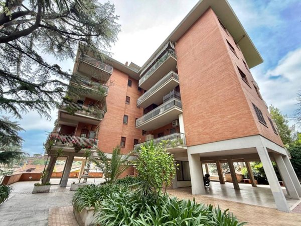 appartamento in vendita a Roma in zona Portuense