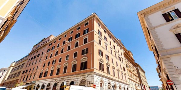 appartamento in vendita a Roma in zona Castro Pretorio