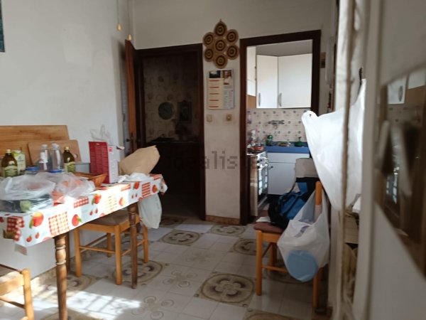 appartamento in vendita a Roma in zona Torre Angela
