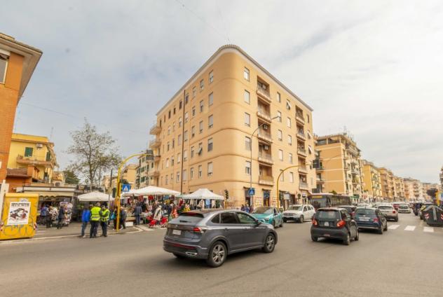 appartamento in vendita a Roma in zona Primavalle