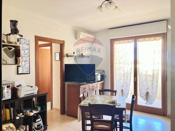 appartamento in vendita a Roma in zona Ponte di Nona
