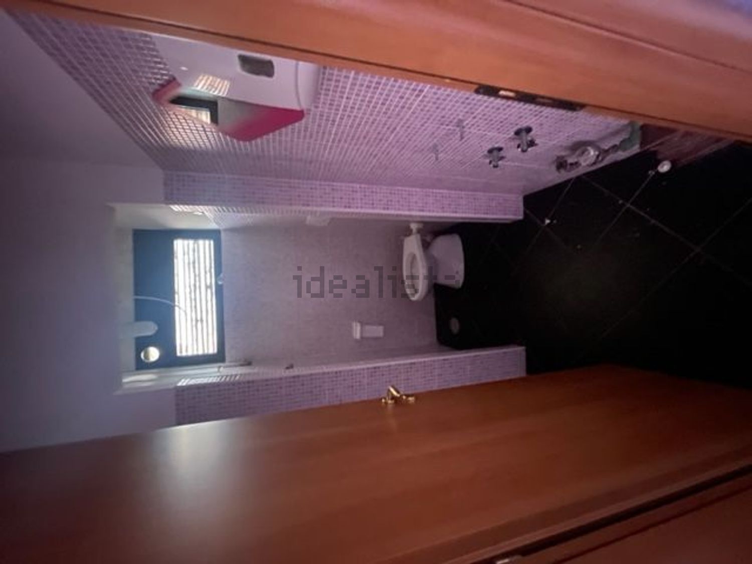 locale commerciale in vendita a Roma in zona Ostia