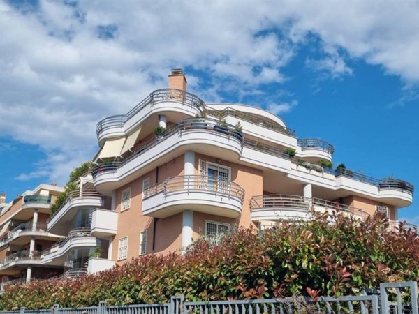 appartamento in vendita a Roma in zona Mezzocammino