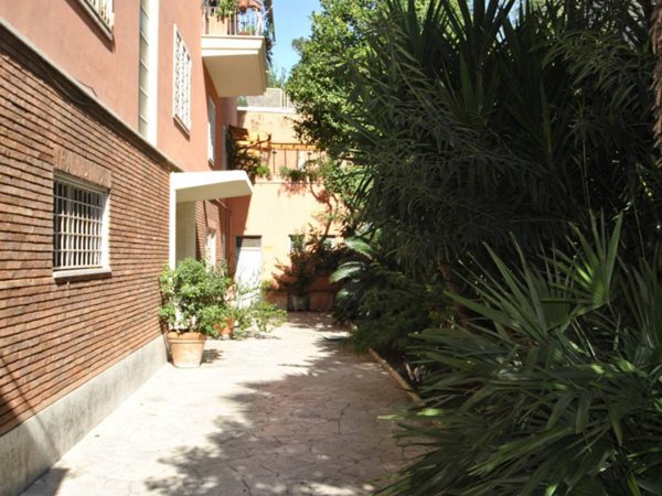 appartamento in vendita a Roma in zona Gianicolense