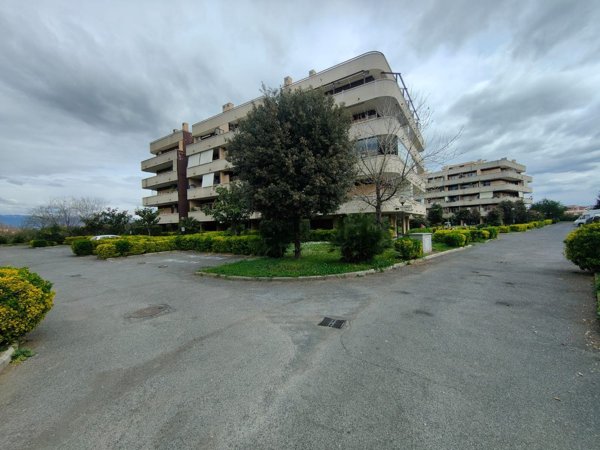 appartamento in vendita a Roma in zona Ponte di Nona