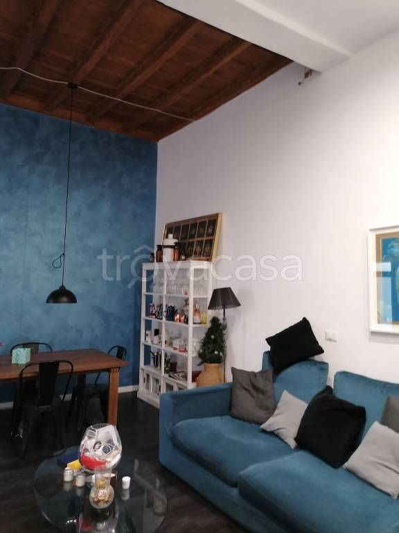 appartamento in vendita a Roma in zona Trevi-Colonna