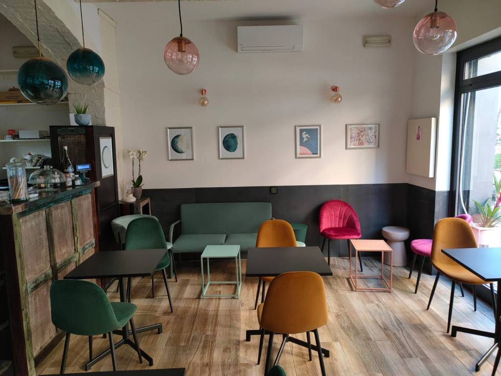 negozio in vendita a Roma in zona Prenestino-Centocelle