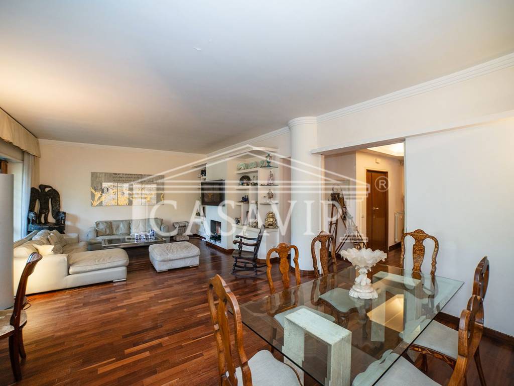 appartamento in vendita a Roma