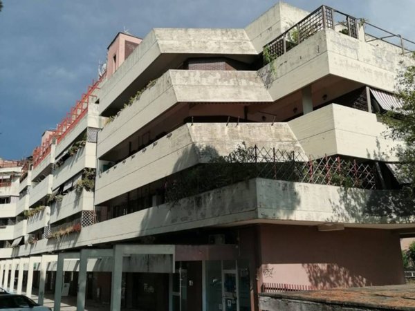 appartamento in vendita a Roma in zona Appio Claudio