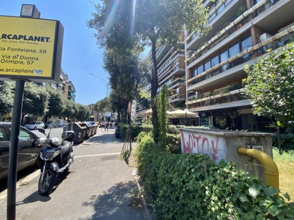 negozio in vendita a Roma in zona Gianicolense