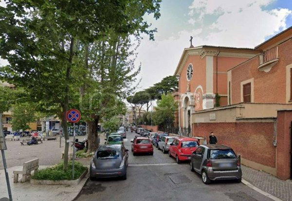 negozio in vendita a Roma in zona Trionfale