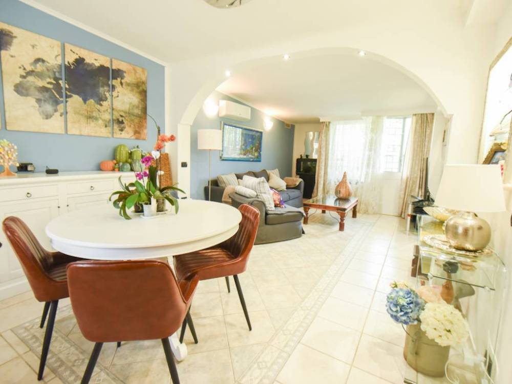 appartamento in vendita a Roma in zona Acilia