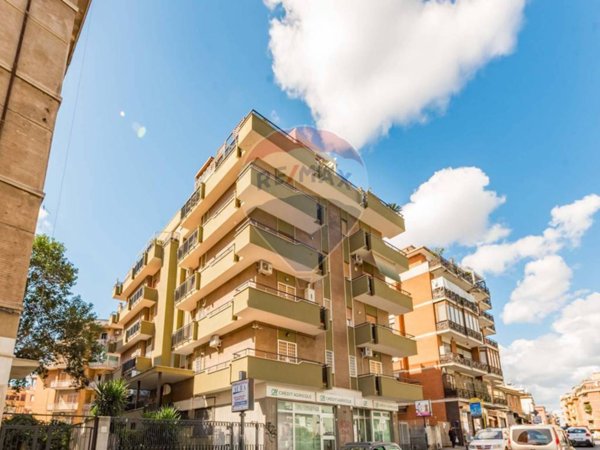 appartamento in vendita a Roma in zona Aurelio