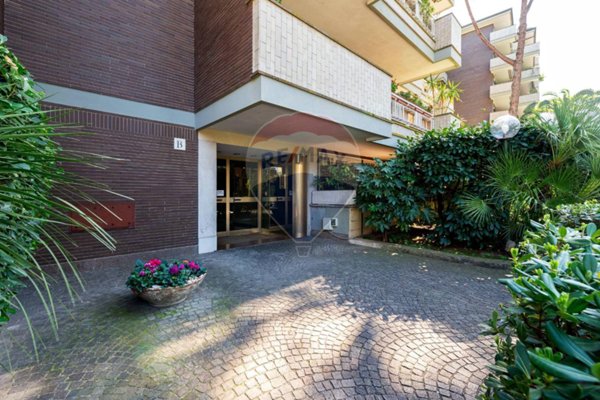 appartamento in vendita a Roma in zona Tor di Quinto