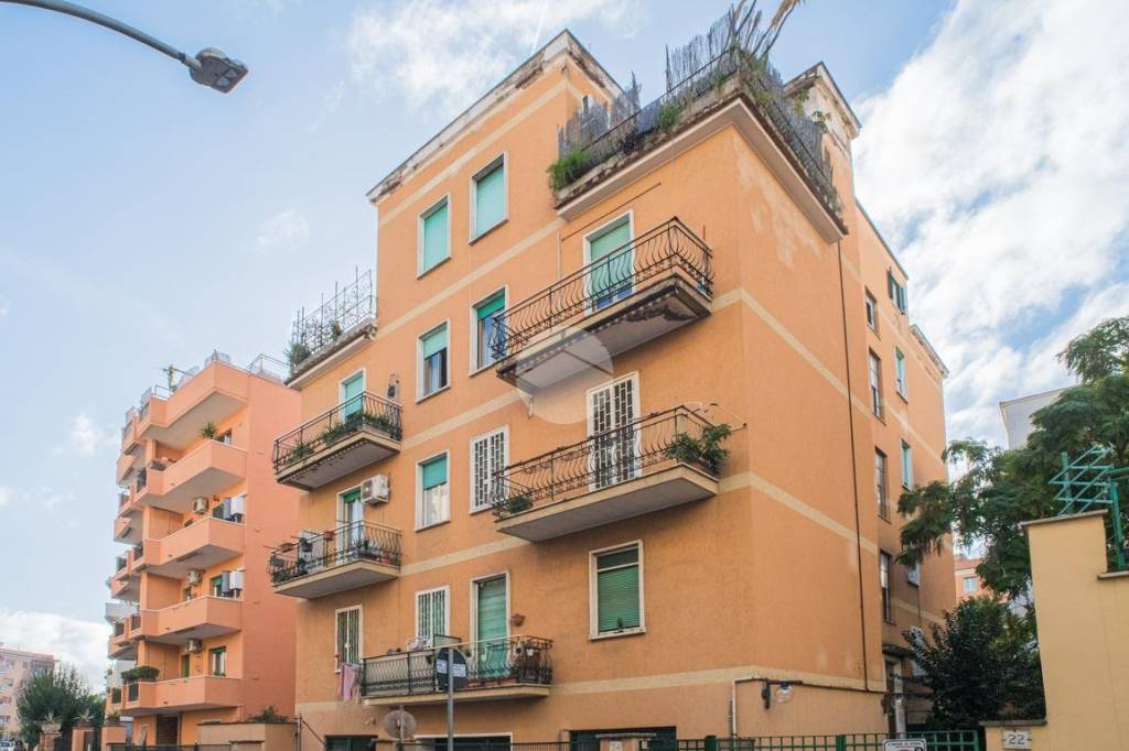 appartamento in vendita a Roma in zona Gianicolense