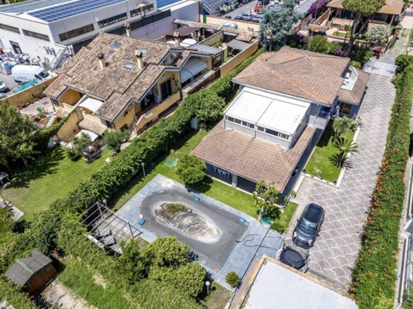 appartamento in vendita a Roma in zona Infernetto