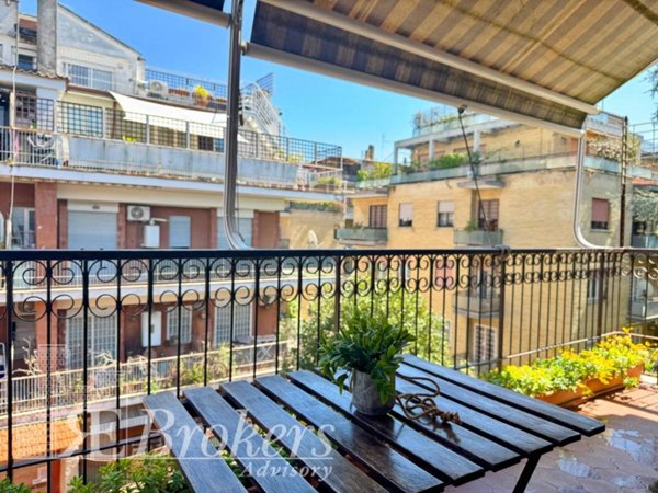 appartamento in vendita a Roma in zona Tor di Quinto