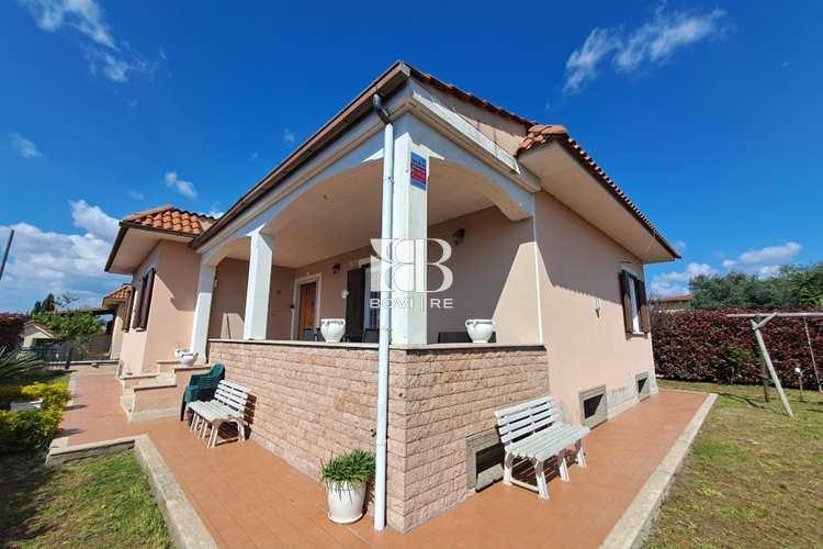 casa indipendente in vendita a Roma in zona Tor Vergata/Torrenova