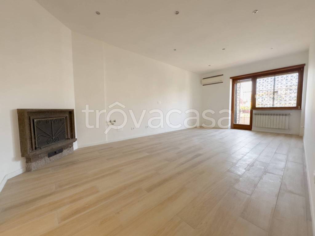 appartamento in vendita a Roma in zona EUR