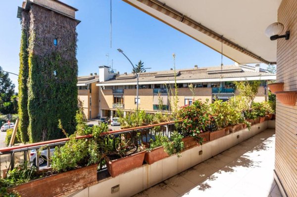 appartamento in vendita a Roma in zona EUR