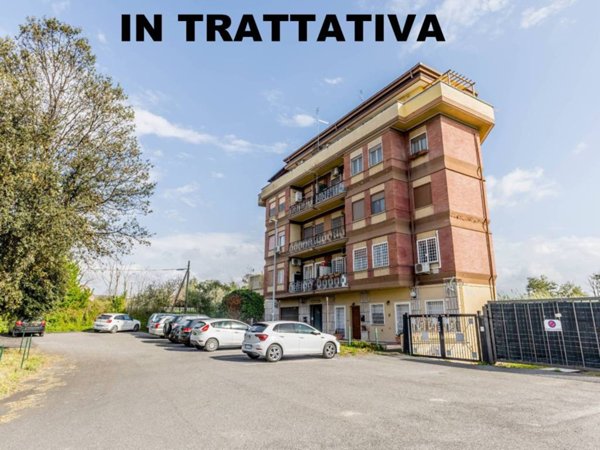 appartamento in vendita a Roma in zona Appio Latino
