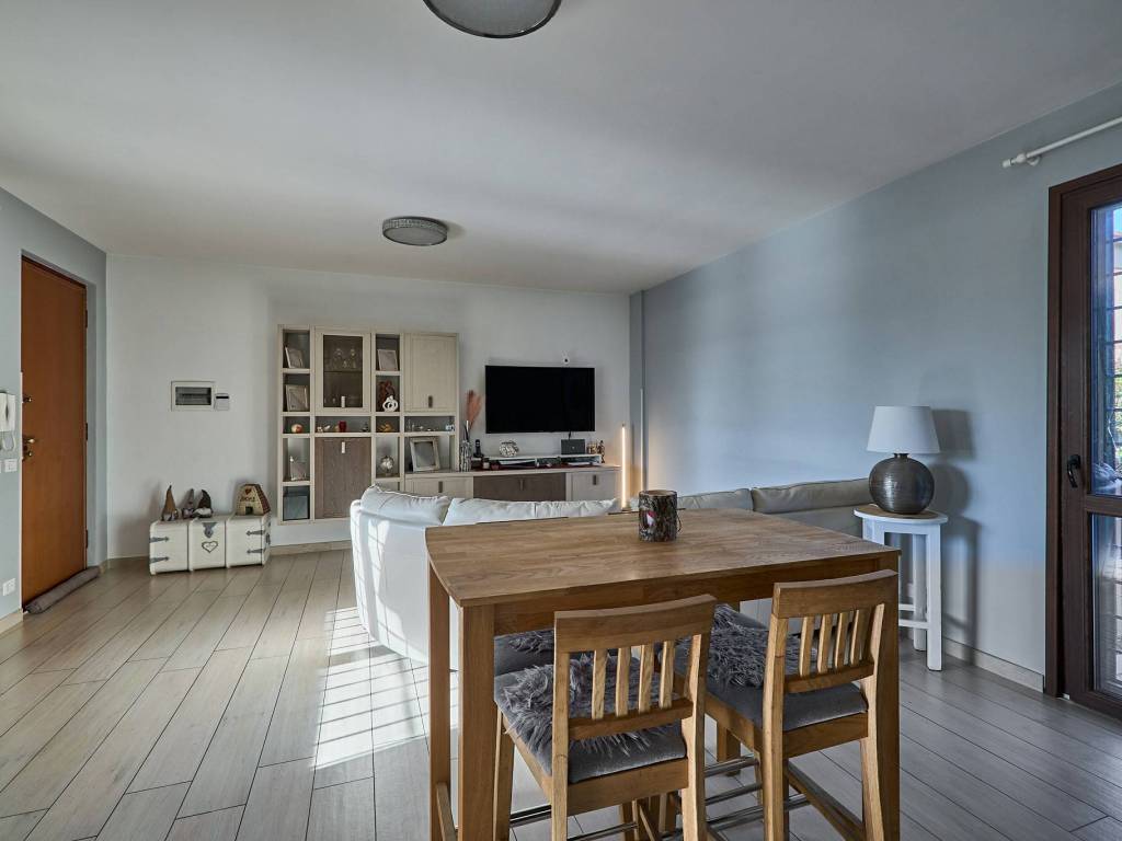 casa indipendente in vendita a Roma in zona Torre Gaia