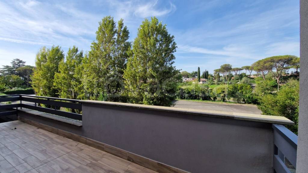 appartamento in vendita a Roma in zona Massimina/Casal Lumbroso