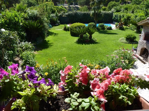 casa indipendente in vendita a Roma