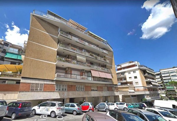 appartamento in vendita a Roma in zona Gianicolense