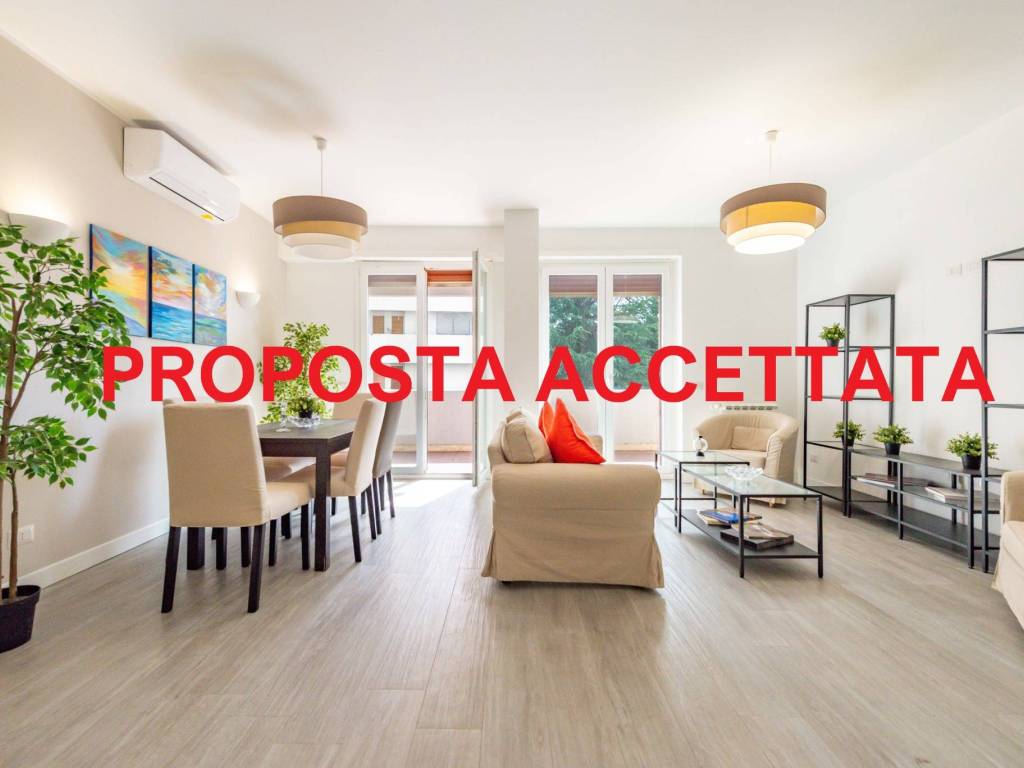 appartamento in vendita a Roma in zona EUR