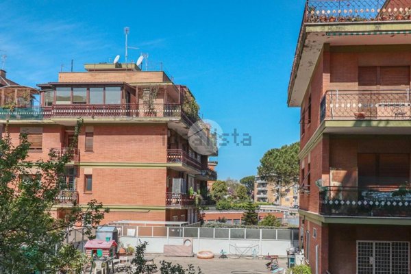 appartamento in vendita a Roma in zona Gianicolense