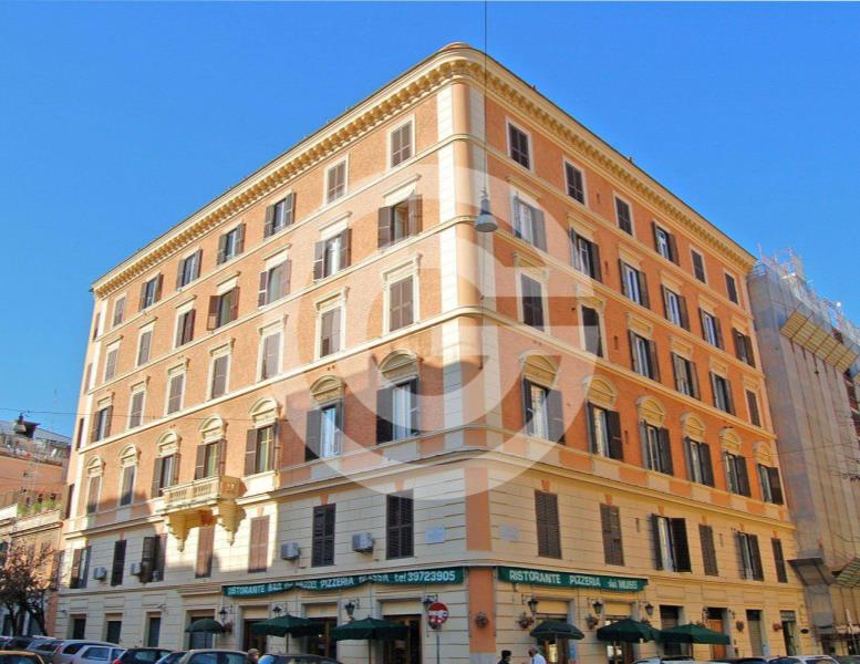 appartamento in vendita a Roma in zona Rione Prati