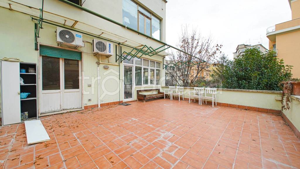 appartamento in vendita a Roma in zona Gianicolense