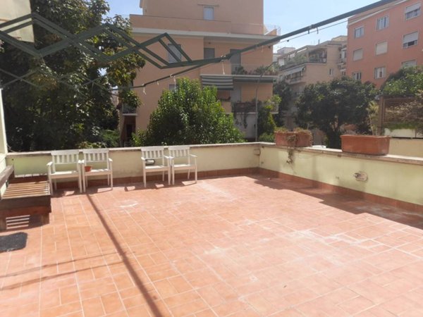 appartamento in vendita a Roma in zona Gianicolense