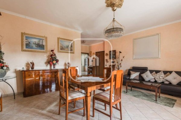 appartamento in vendita a Roma in zona Finocchio