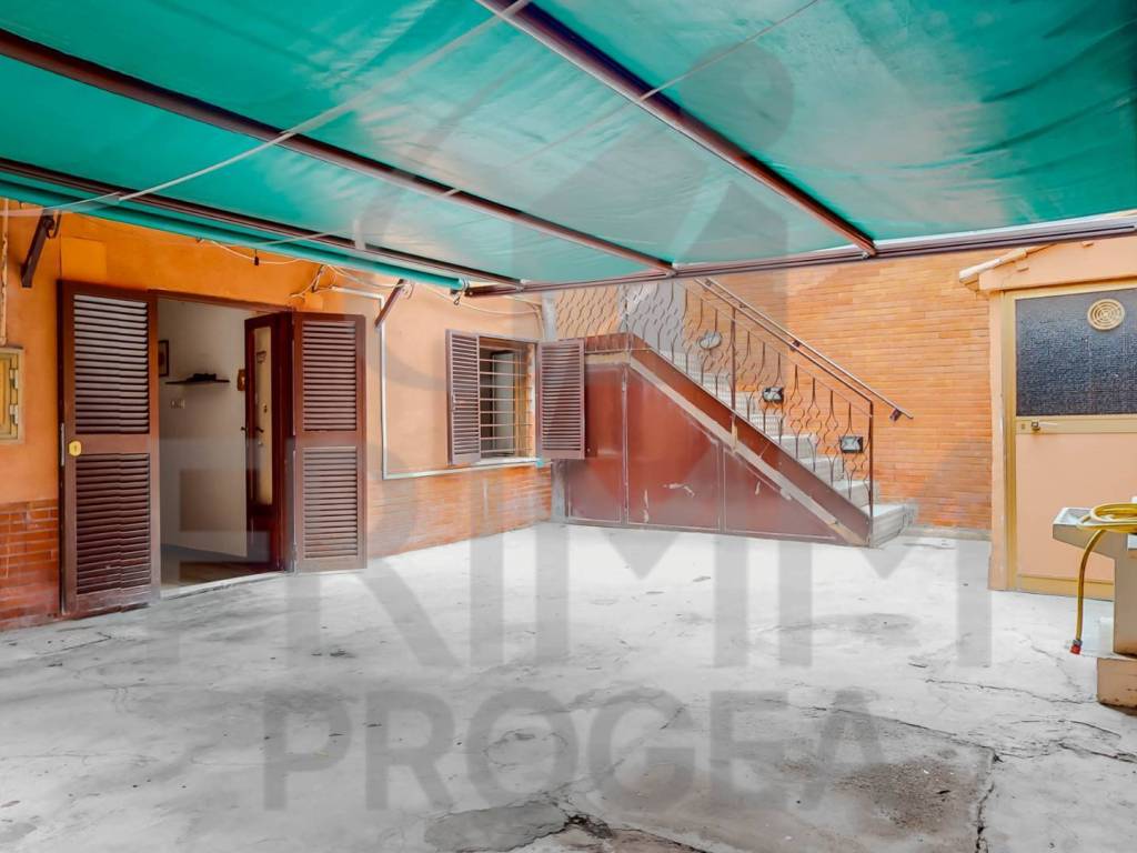 appartamento in vendita a Roma in zona Prenestino-Centocelle