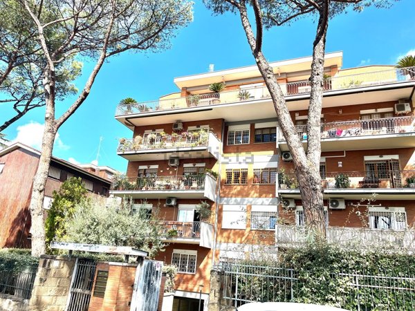 casa indipendente in vendita a Roma in zona Portuense