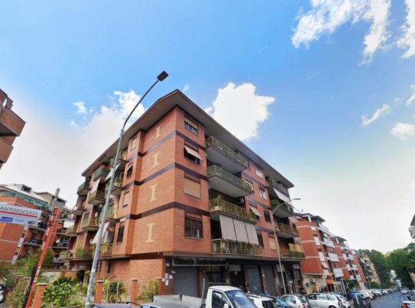 appartamento in vendita a Roma in zona Gianicolense
