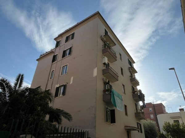 appartamento in vendita a Roma in zona Prenestino-Centocelle