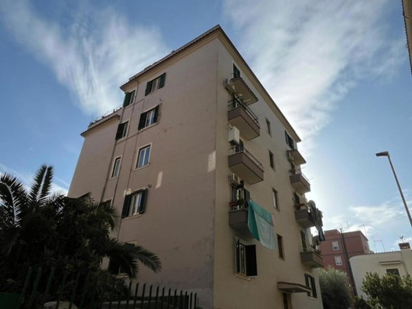 appartamento in vendita a Roma in zona Prenestino-Centocelle
