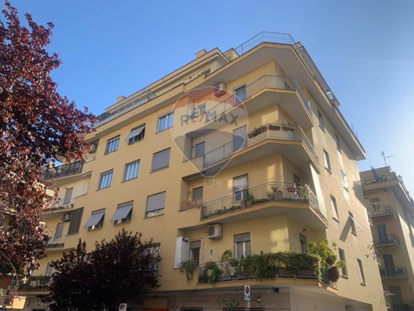 appartamento in vendita a Roma in zona Gianicolense