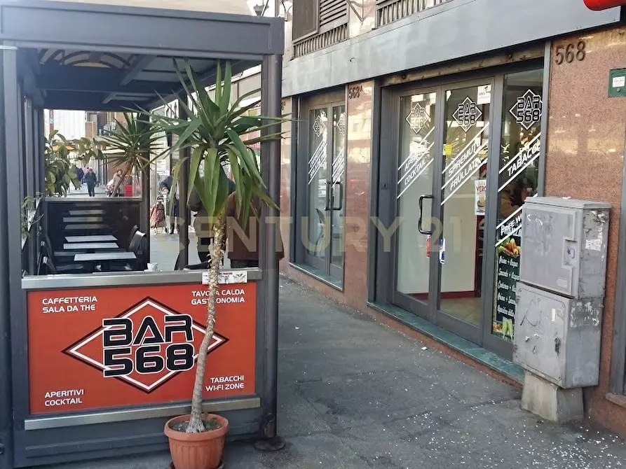 negozio in vendita a Roma in zona Appio Latino